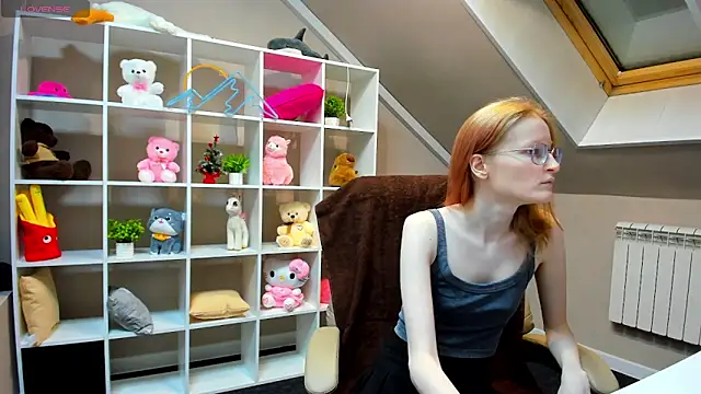 ElizabethHarpper online show from 01/02/25, 01:06