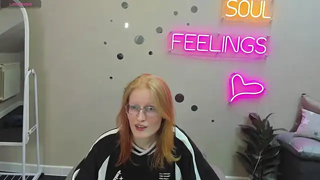 ElizabethHarpper online show from 01/17/25, 03:00