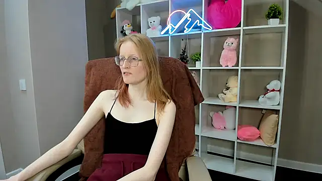 ElizabethHarpper online show from 01/30/25, 11:22