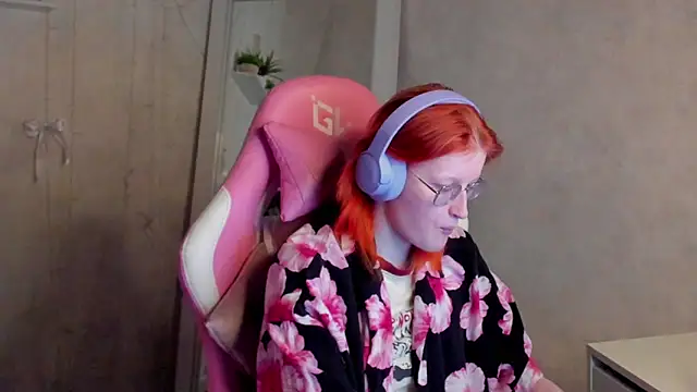 ElizabethHarpper online show from 02/05/26, 08:08