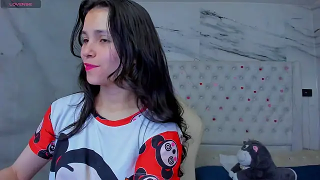 arissha lee online show from 06/14/26, 07:32