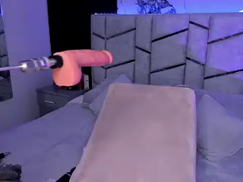 Snapshot of daniiphoeniixx chatting on 01/27/25, 11:22 daniiphoeniixx online show from 01/27/25, 11:22