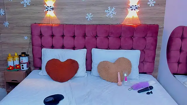 Annie kurt  online show from 12/31/24, 03:45