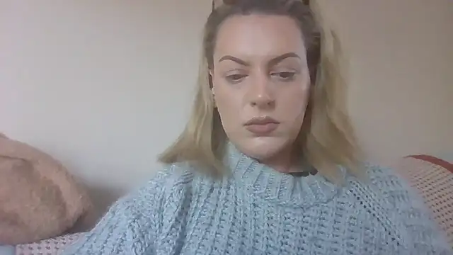 Snapshot of Gigi-Honey chatting on 03/16/26, 01:37 Gigi-Honey online show from 03/16/26, 01:37