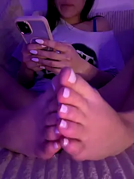 sofiaklf69  online show from 10/02/25, 01:12