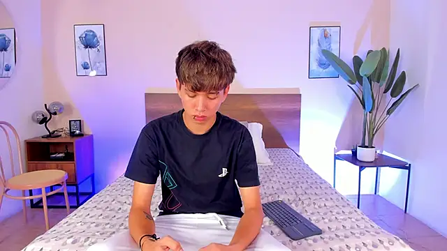 Brian-Ausslos online show from 11/25/25, 04:56