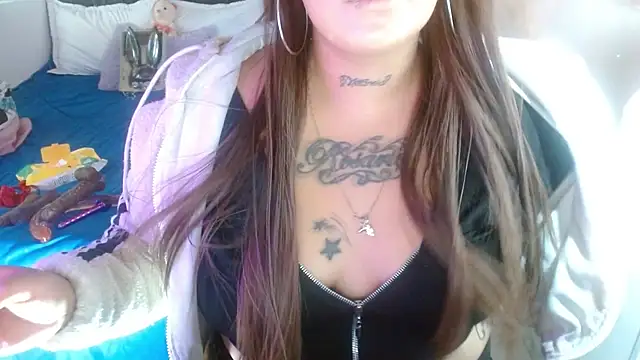 Snapshot of brittanysexhot chatting on 03/27/26, 04:51 brittanysexhot online show from 03/27/26, 04:51