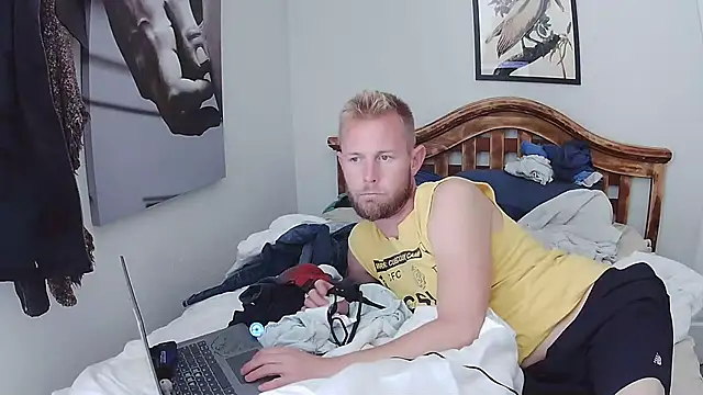 Snapshot of bjay1210 chatting on 01/30/25, 07:37 bjay1210 online show from 01/30/25, 07:37