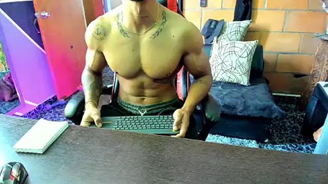 Adam Valenciia online show from 03/03/25, 03:53