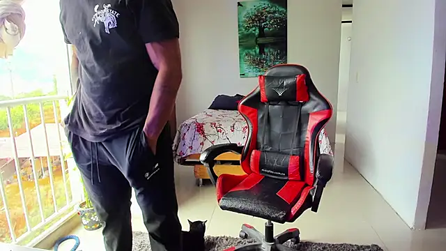 Adam Valenciia online show from 10/10/25, 05:01