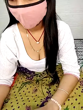 Snapshot of Best-Couple chatting on 01/30/25, 04:06 Best-Couple online show from 01/30/25, 04:06