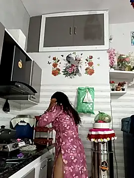 Snapshot of Best-Couple chatting on 09/10/25, 04:01 Best-Couple online show from 09/10/25, 04:01