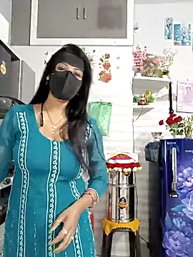 Best-Couple online show from 04/13/26, 03:01