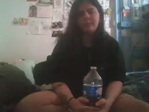 Snapshot of Lyths20 chatting on 01/25/25, 08:31 Lyths20 online show from 01/25/25, 08:31