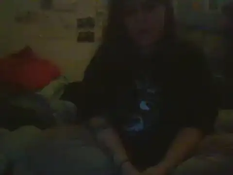 Snapshot of Lyths20 chatting on 02/04/25, 11:49 Lyths20 online show from 02/04/25, 11:49