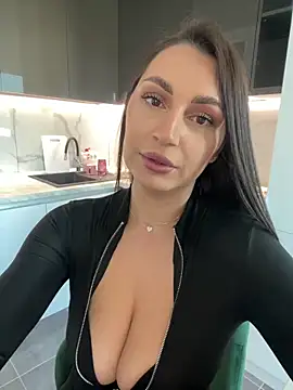 Snapshot of claraxjoyy chatting on 01/11/25, 07:49 claraxjoyy online show from 01/11/25, 07:49