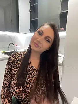 Snapshot of claraxjoyy chatting on 01/29/25, 04:47 claraxjoyy online show from 01/29/25, 04:47