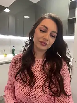 Snapshot of claraxjoyy chatting on 02/13/25, 04:54 claraxjoyy online show from 02/13/25, 04:54