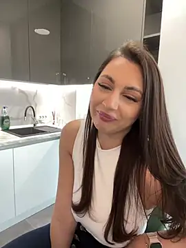 Snapshot of claraxjoyy chatting on 03/13/25, 07:42 claraxjoyy online show from 03/13/25, 07:42