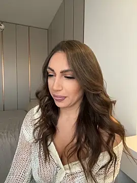 Snapshot of claraxjoyy chatting on 09/18/25, 04:14 claraxjoyy online show from 09/18/25, 04:14