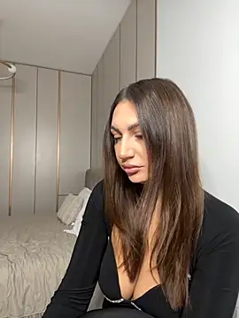 Snapshot of claraxjoyy chatting on 10/12/25, 04:11 claraxjoyy online show from 10/12/25, 04:11