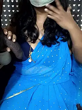 Snapshot of Rathi22 chatting on 01/18/26, 01:53 Rathi22 online show from 01/18/26, 01:53