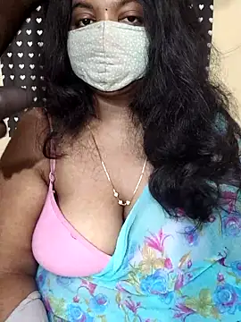 Snapshot of Rathi22 chatting on 04/28/26, 02:10 Rathi22 online show from 04/28/26, 02:10