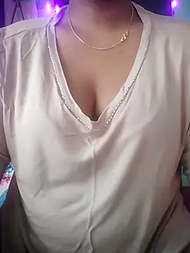 Snapshot of muskan-Sharma chatting on 10/07/25, 05:04 muskan-Sharma online show from 10/07/25, 05:04