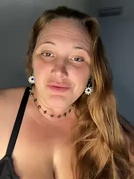 Snapshot of bjayburn chatting on 01/18/25, 04:59 bjayburn online show from 01/18/25, 04:59