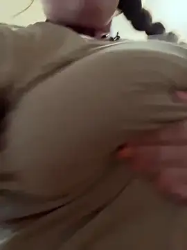 Snapshot of bjayburn chatting on 01/22/25, 06:41 bjayburn online show from 01/22/25, 06:41