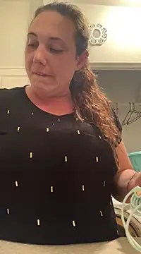 Snapshot of bjayburn chatting on 01/30/25, 04:06 bjayburn online show from 01/30/25, 04:06