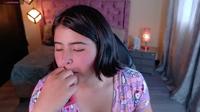 michell petty01 online show from 10/20/25, 03:34