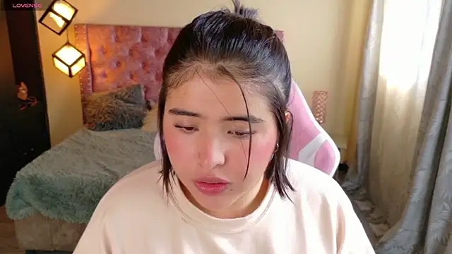 michell petty01 online show from 10/22/25, 01:33