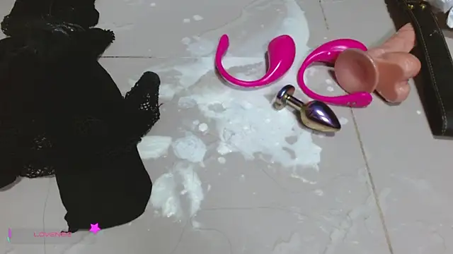 Snapshot of IsmarysSophia chatting on 02/19/25, 08:55 IsmarysSophia online show from 02/19/25, 08:55