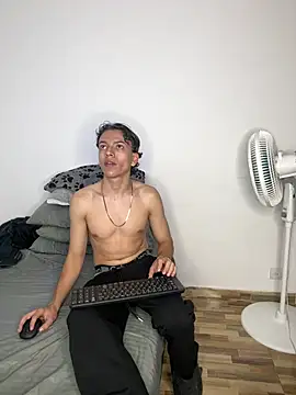 Snapshot of Young_latin_master777 chatting on 12/30/24, 03:14 Young latin master777 online show from 12/30/24, 03:14