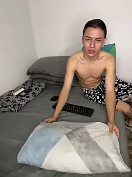 Snapshot of Young_latin_master777 chatting on 01/15/25, 03:07 Young latin master777 online show from 01/15/25, 03:07