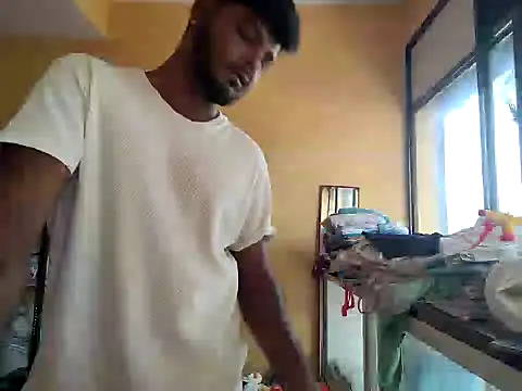 Arav1234a online show from 10/10/25, 04:11