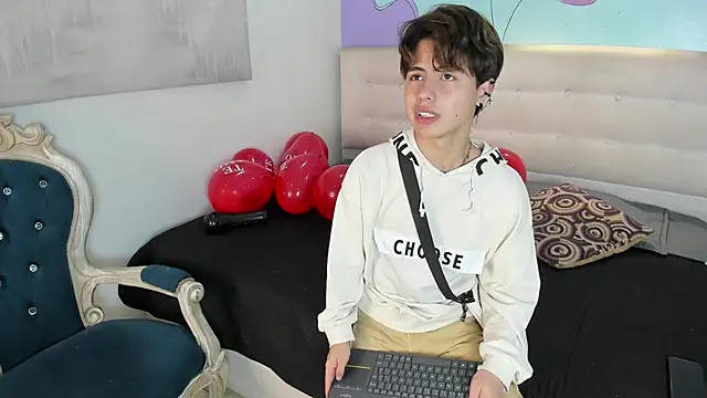 CollinStone online show from 02/18/25, 08:03