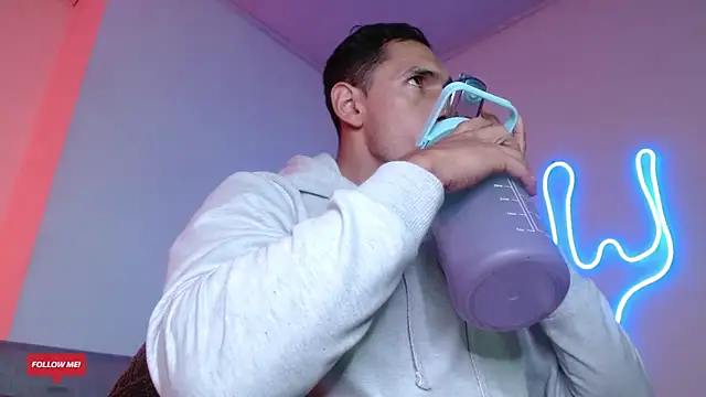 Joylopez fit online show from 02/22/25, 02:19