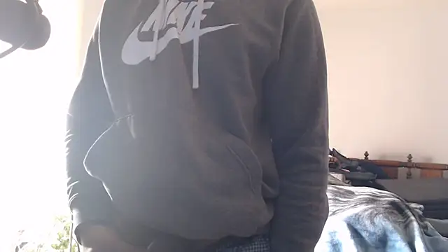 Snapshot of dominatingblacklove chatting on 01/29/25, 03:54 dominatingblacklove online show from 01/29/25, 03:54