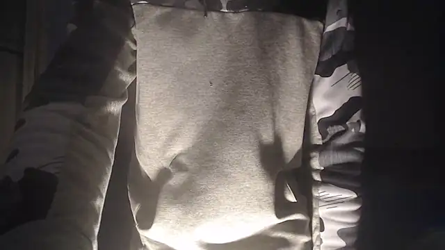 Snapshot of dominatingblacklove chatting on 03/01/25, 08:13 dominatingblacklove online show from 03/01/25, 08:13