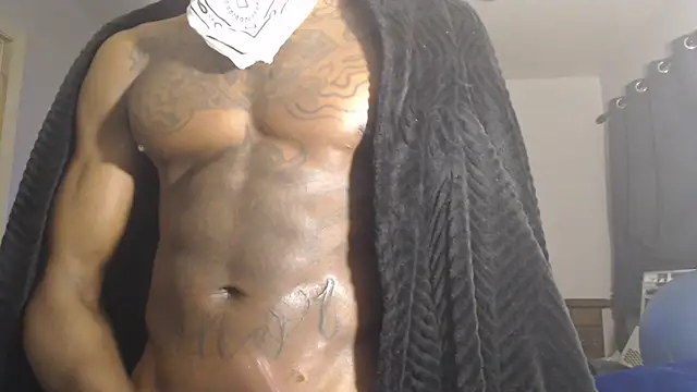 Snapshot of dominatingblacklove chatting on 03/01/25, 11:17 dominatingblacklove online show from 03/01/25, 11:17