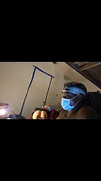 Snapshot of dominatingblacklove chatting on 11/17/25, 04:29 dominatingblacklove online show from 11/17/25, 04:29