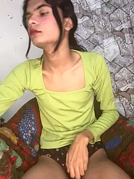 Enna Zarza  online show from 11/30/25, 06:17