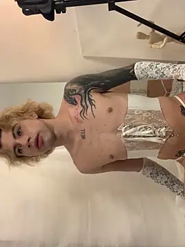 Henophiid online show from 03/13/25, 01:21