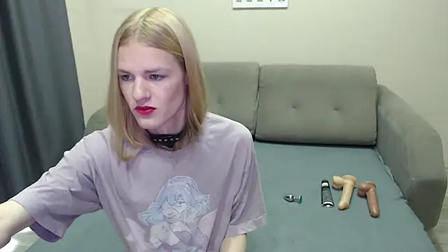 blaire  18 online show from 02/18/25, 05:42