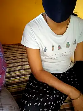 lovelygirl4567 online show from 03/02/25, 05:33