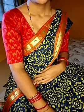 lovelygirl4567 online show from 10/04/25, 05:16