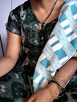 lovelygirl4567 online show from 01/10/26, 06:59