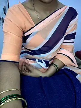 lovelygirl4567 online show from 01/31/26, 07:11